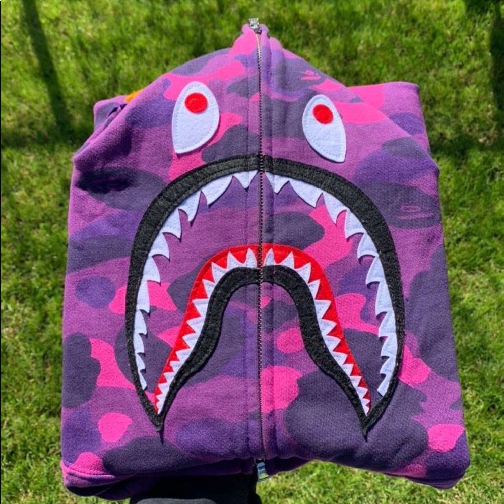 FULL ZIP BAPE HOODIE SIZE S